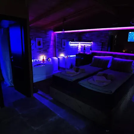 Odmaraliste Kod Mice 3 شقة Krusar