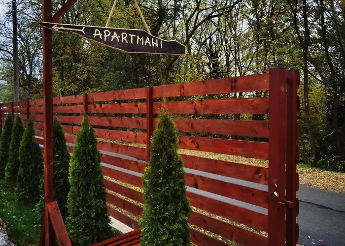 Odmaraliste Kod Mice 3 * Krusar